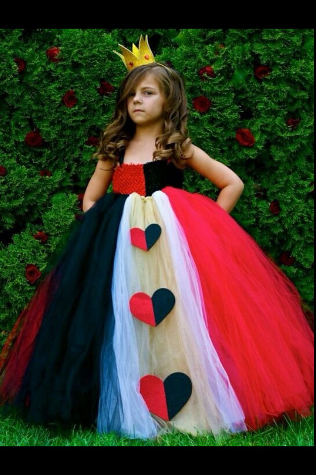 DIY Halloween Costumes For Girls
 Queen of Hearts Red Queen girls costume