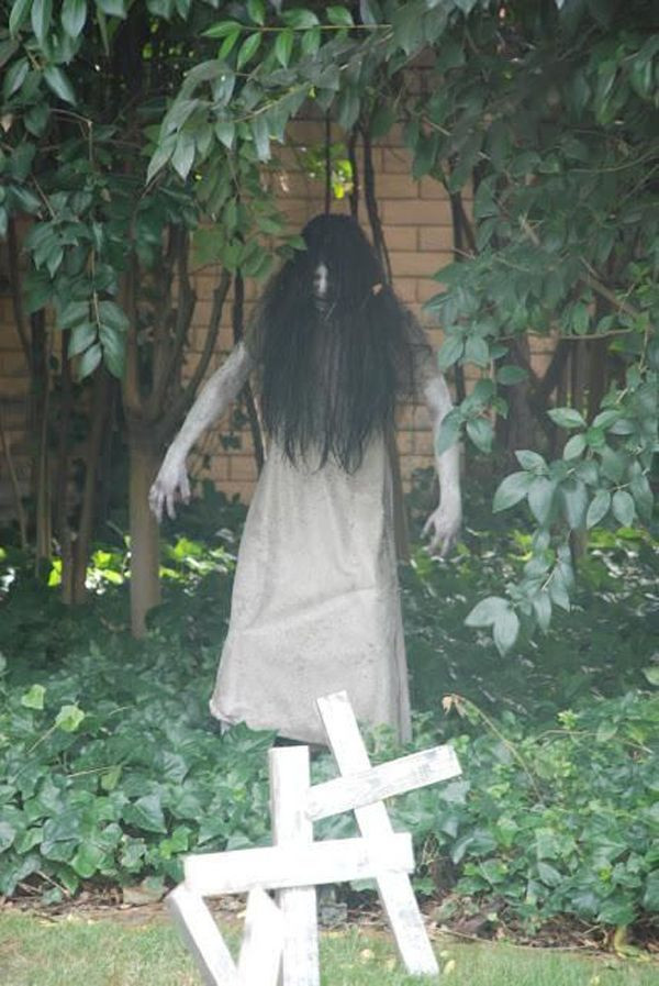 DIY Halloween Decorations Scary
 Scary Outdoor Halloween Decorations