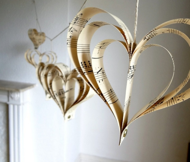 DIY Hanging Decorations
 Heart Shaped DIY Decorations For Valentine s Day That Are