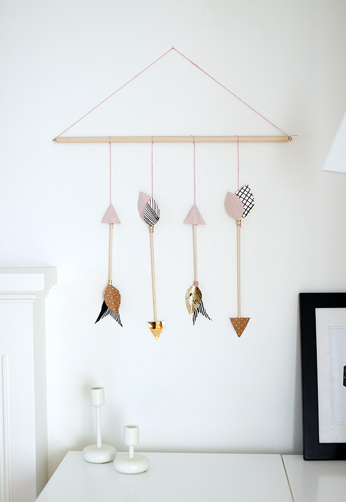 DIY Hanging Decorations
 19 Easy DIY Paper Decorations For Valentine’s Day