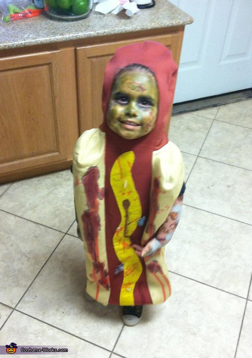 DIY Hot Dog Costume
 The Hotdog Zombie costume