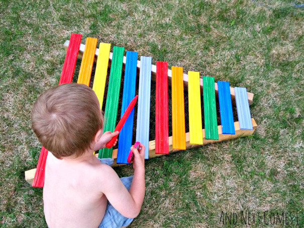 DIY Instruments For Kids
 18 Homemade Musical Instruments for Kids