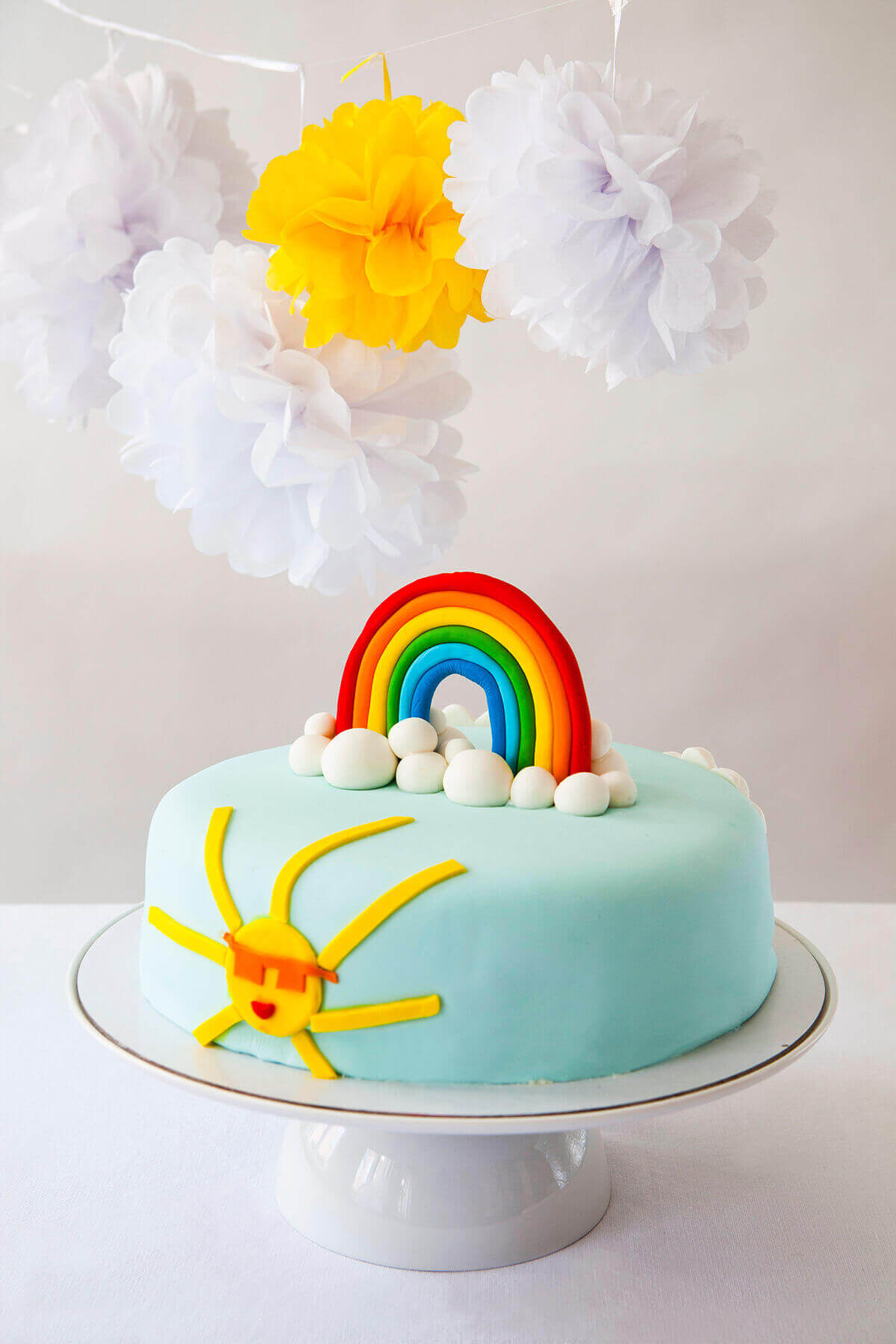DIY Kids Birthday Cakes
 Rainbow Themed DIY Birthday Cake Decorating Kit for Kids
