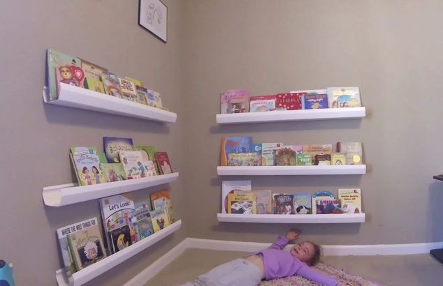 DIY Kids Bookshelf
 DIY SHELF IDEAS 📚