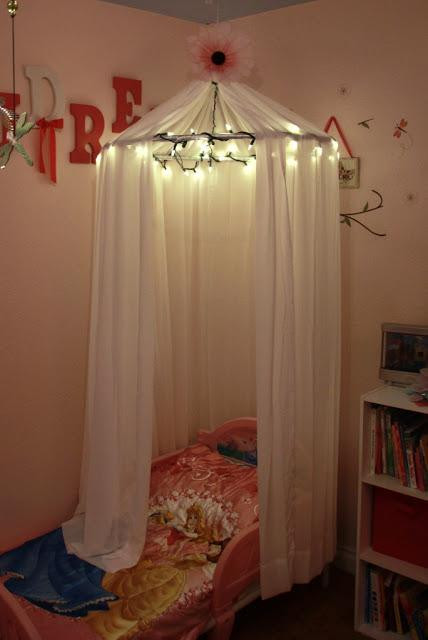 DIY Kids Canopy
 25 Dreamy DIY Canopy Beds to Transform Your Bedrooms with