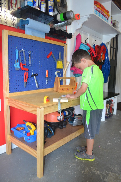 DIY Kids Workbench
 DIY Kids Workbench Free Step by Step Build Plans