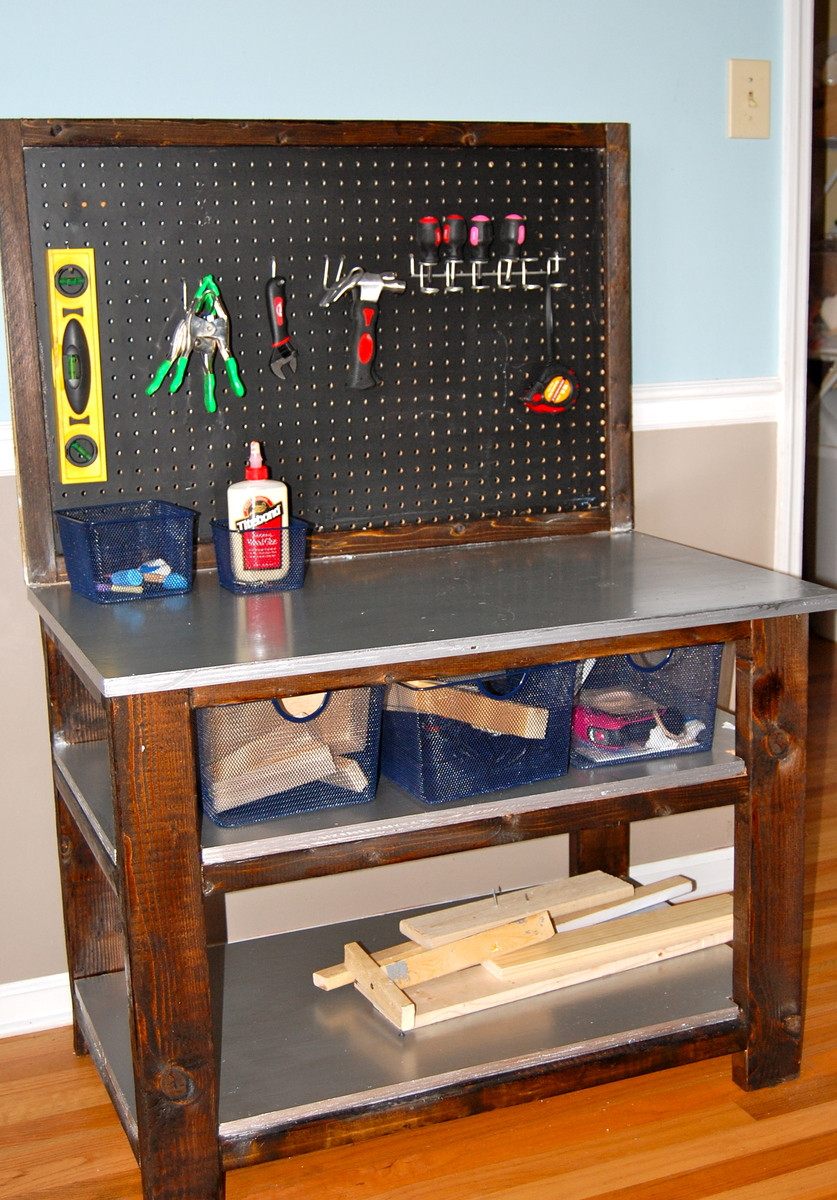 DIY Kids Workbench
 Ana White