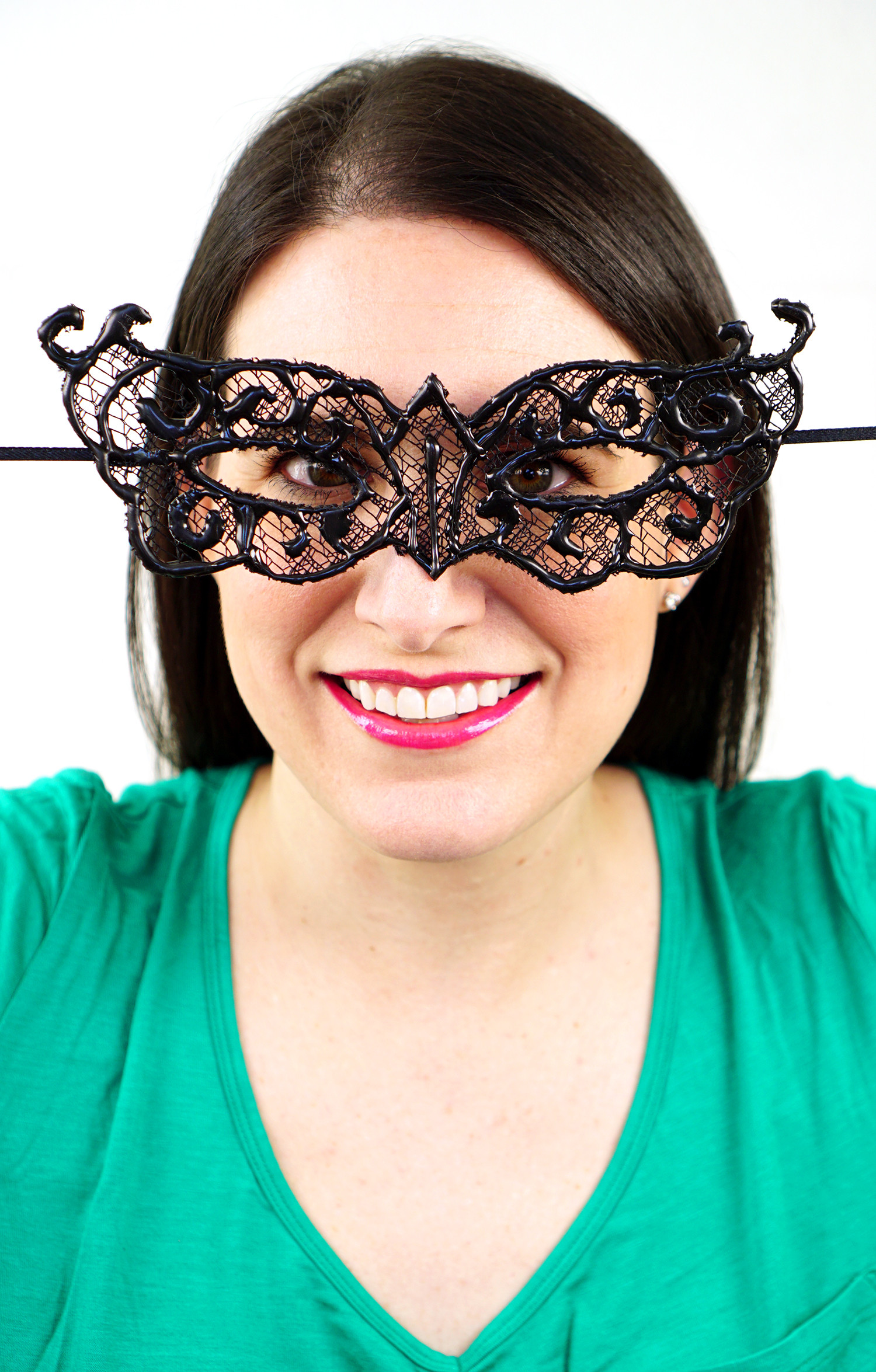 DIY Lace Mask
 Easy DIY Lace Masquerade Mask from Hot Glue Happiness is