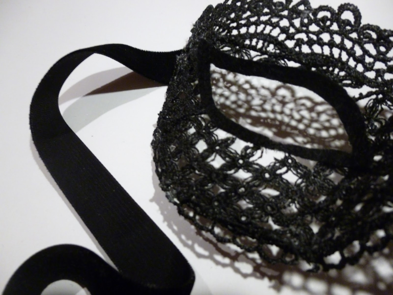 DIY Lace Masquerade Mask
 SickChick DIY Lace Masquerade Mask