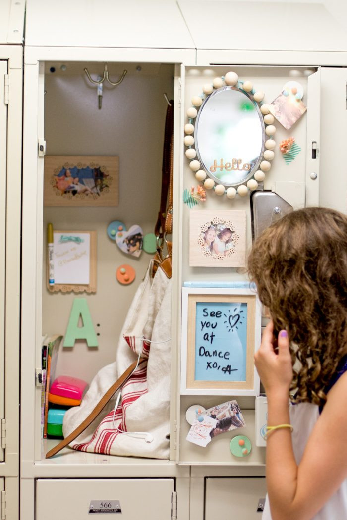 DIY Locker Decorations With Household Items
 DIY Locker Decorations Wooden Frames Notepad Flax & Twine