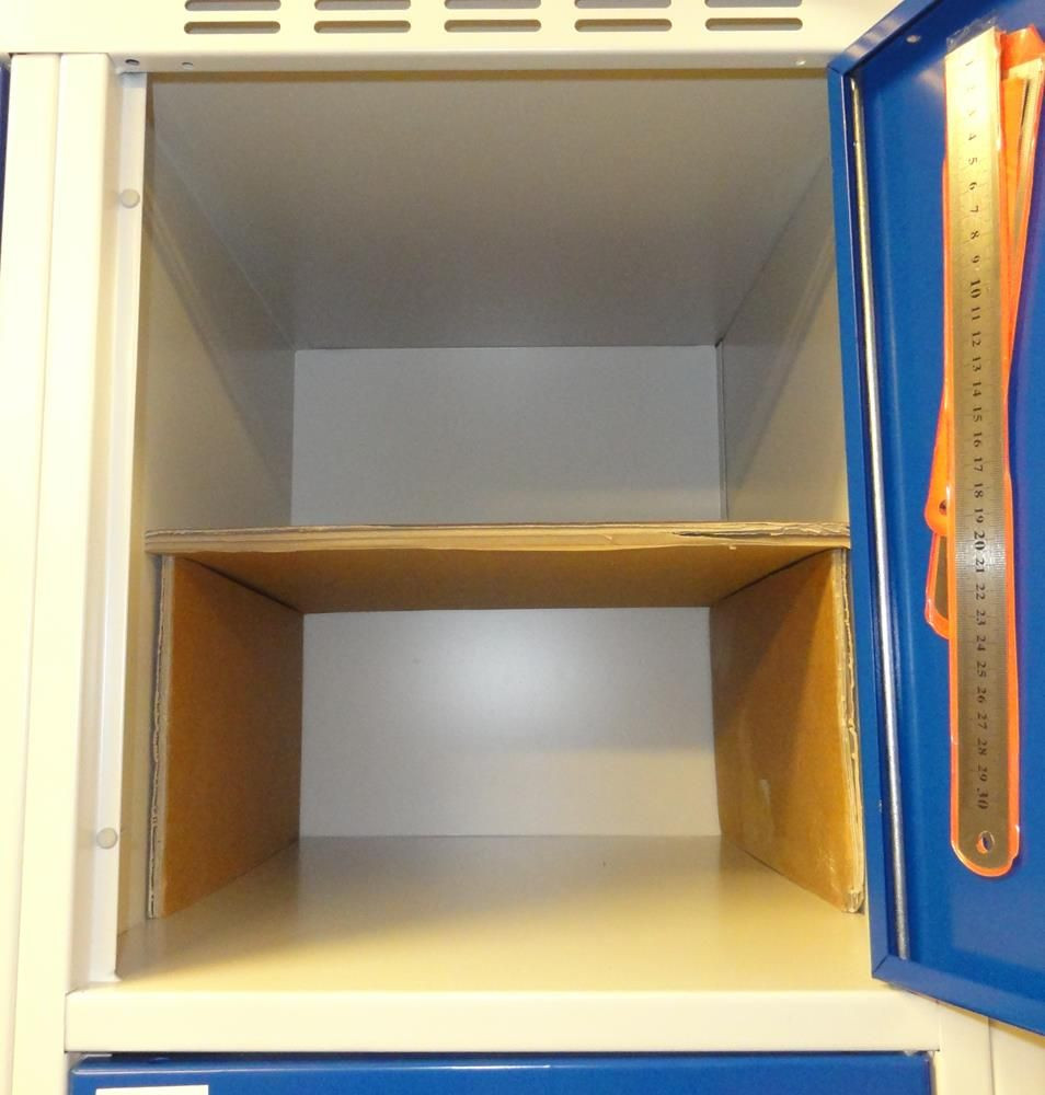 DIY Locker Organizer
 Simple and Cheap Locker Shelf