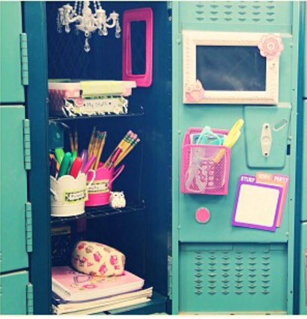 DIY Locker Organizer
 Hey it s Bailee Just finished pe and I m changing into