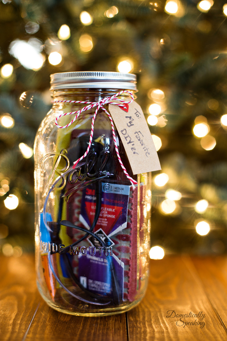 DIY Mason Jar Gift Ideas For Christmas
 25 Valentine s Day Gifts in a Mason Jar