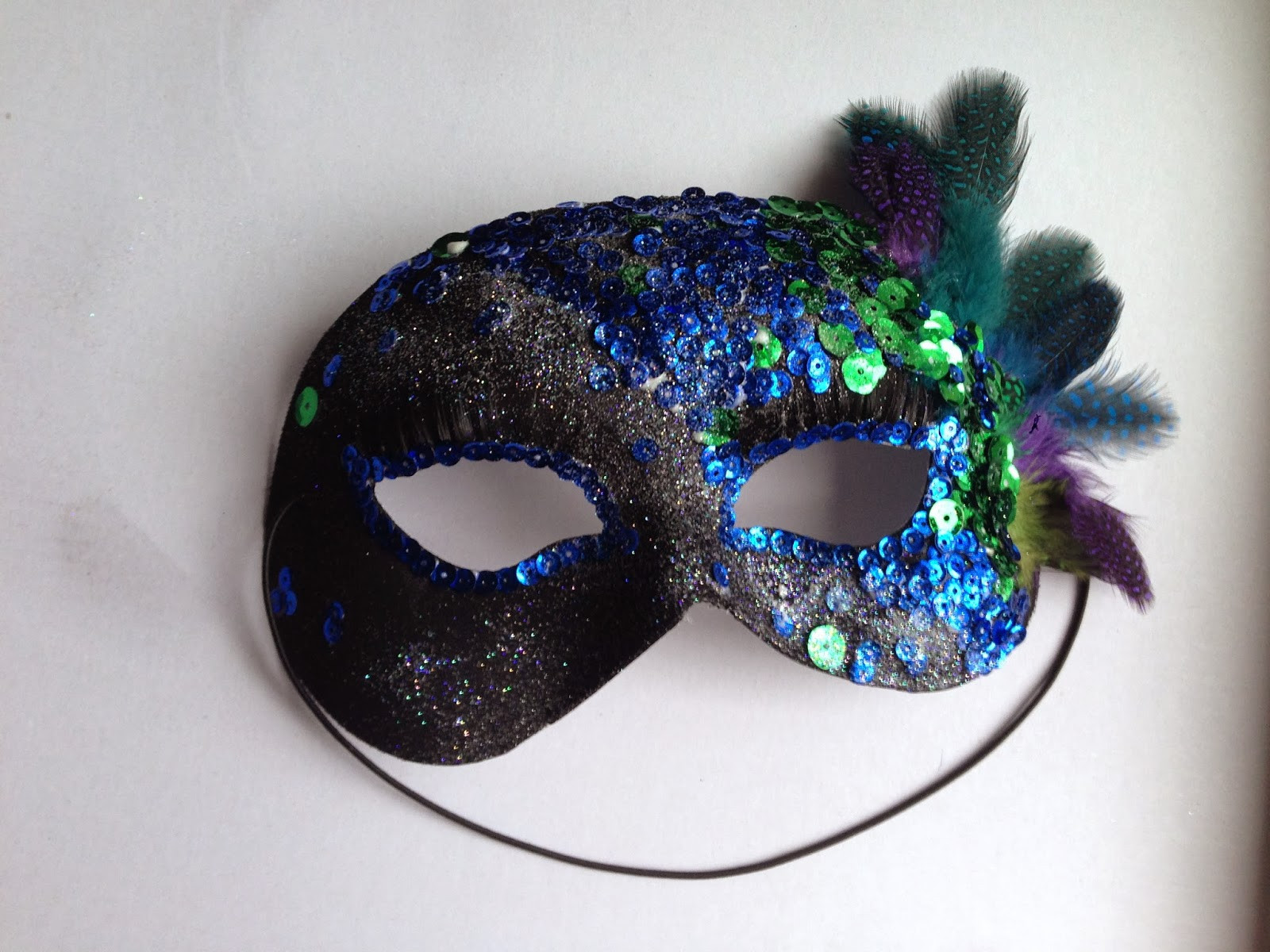 DIY Masquerade Mask Ideas
 Super Simple DIY Masquerade Mask