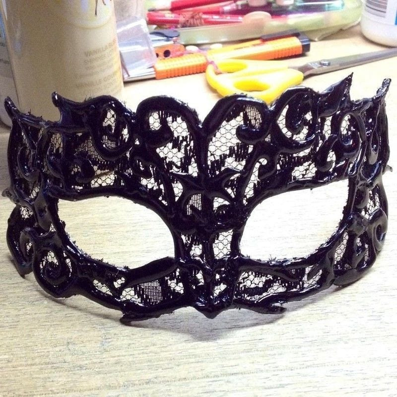 DIY Masquerade Mask Ideas
 Diy Lace Masquerade Mask Using Hot Glue · How To Make A