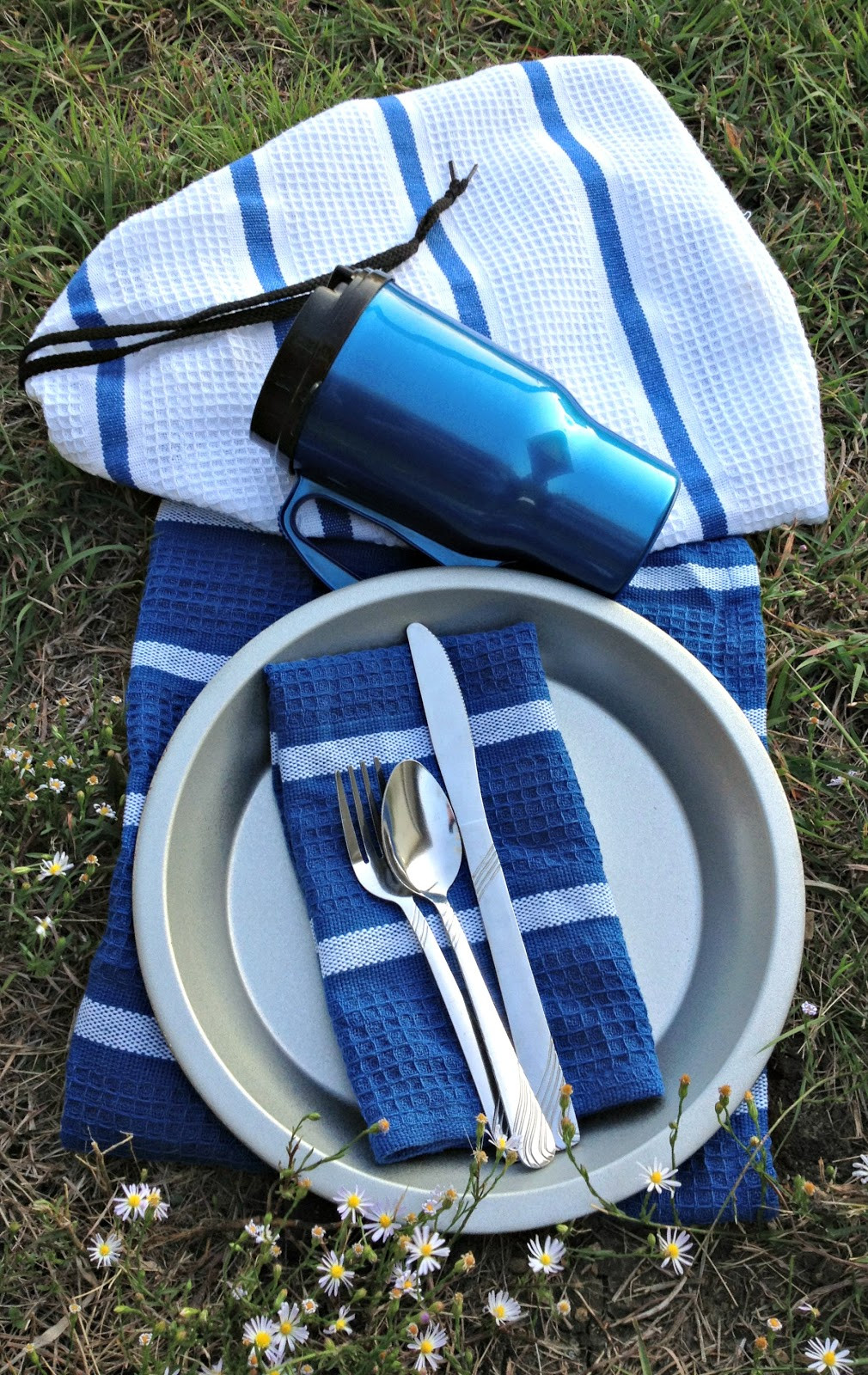 DIY Mess Kit
 fresh juniper Mess Kit Tutorial Dollar Store DIY