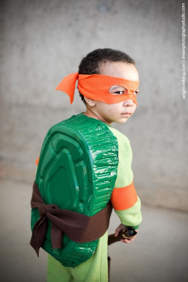DIY Ninja Mask
 Easy Teenage Mutant Ninja Turtle Costume