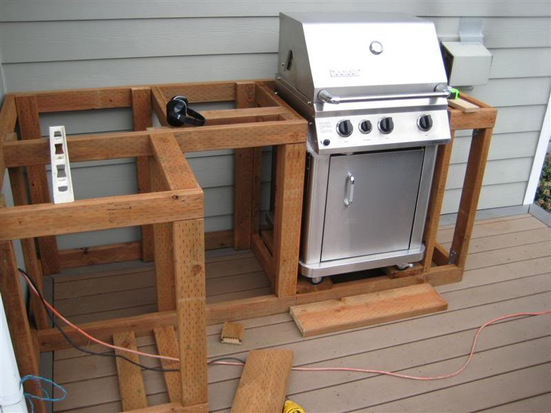 DIY Outdoor Cabinet
 How to Build Outdoor Kitchen Cabinets