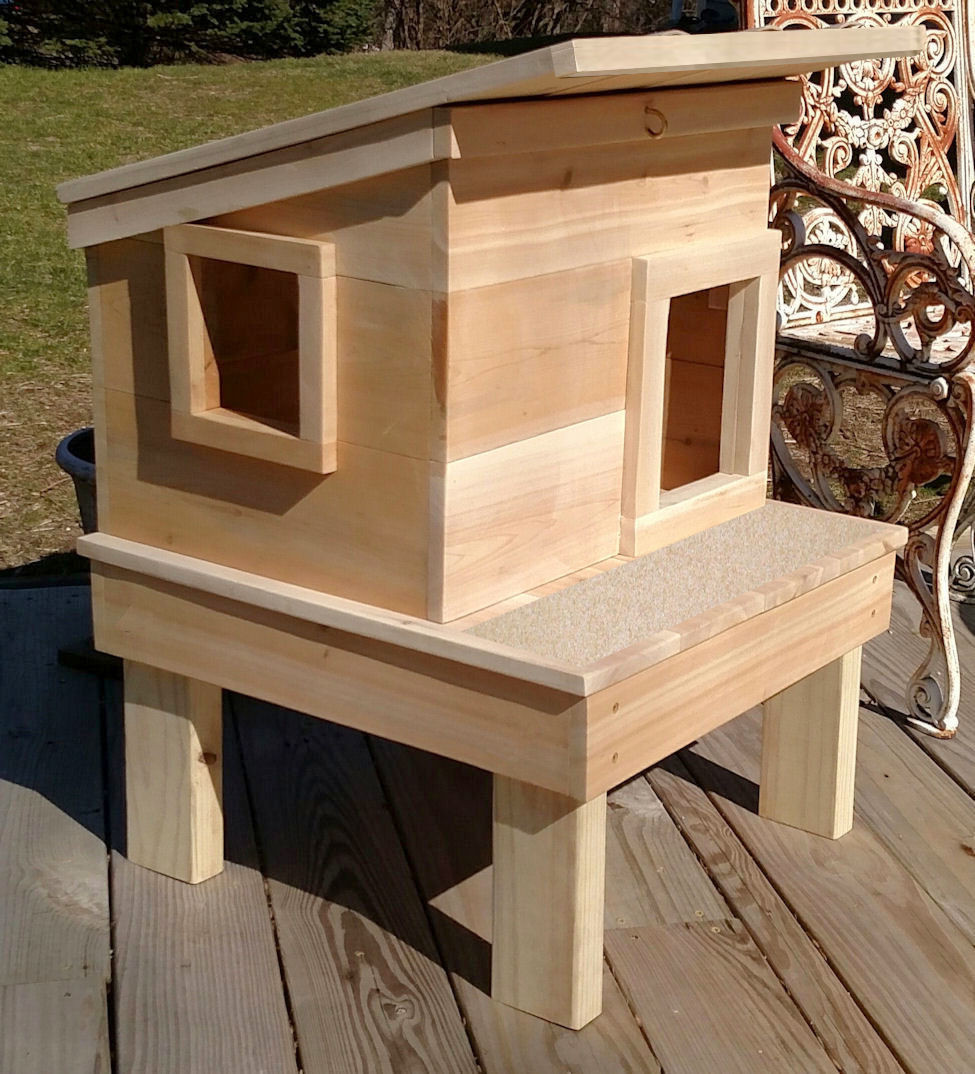 DIY Outdoor Cat House
 Outdoor Cat House Shelter from Touchstone Pet