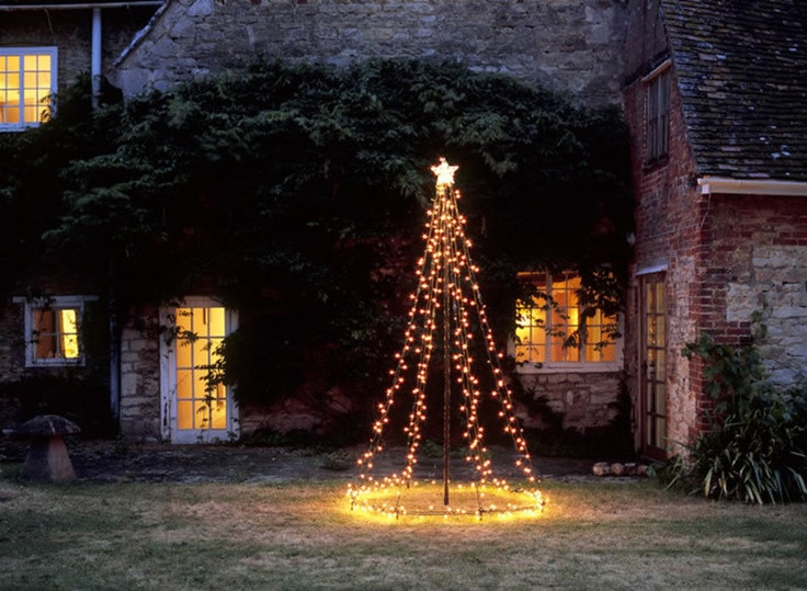 DIY Outdoor Christmas Light Tree
 DIY Christmas Light Decoration Ideas Outdoor Christmas