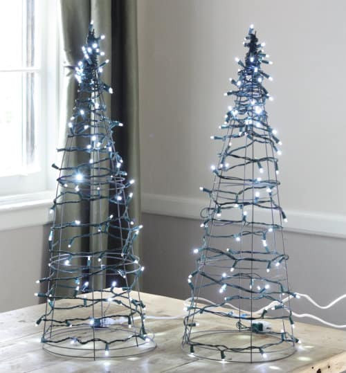 DIY Outdoor Christmas Light Tree
 13 Fantastic DIY Ideas for Decorating Your Home with