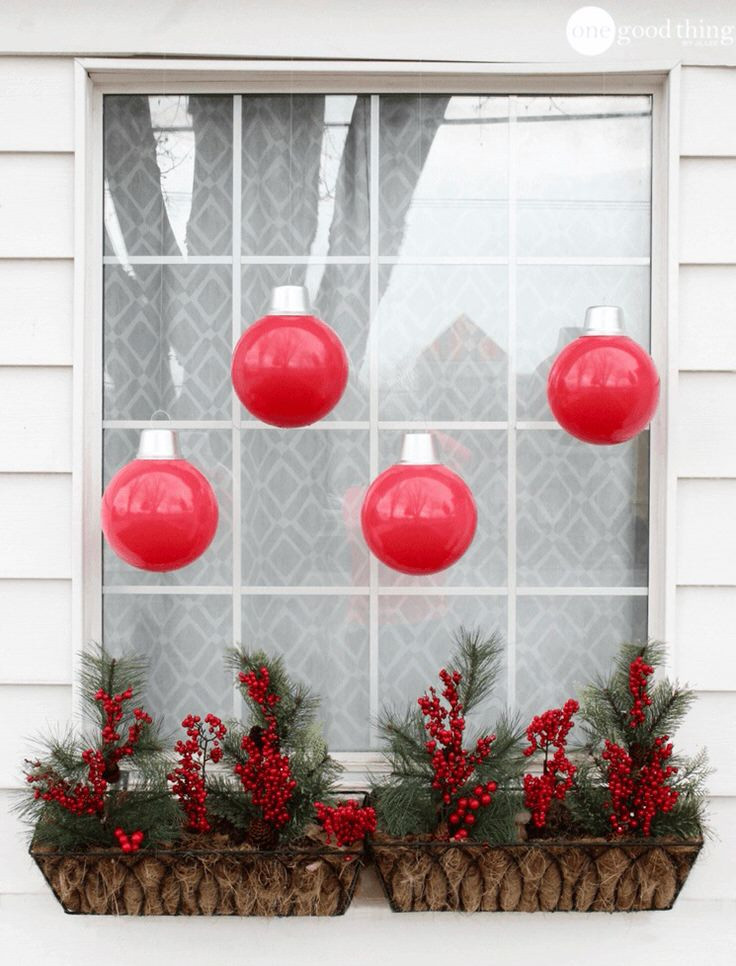 DIY Outdoor Christmas Ornaments
 Dazzling DIY Outdoor Christmas Decorations