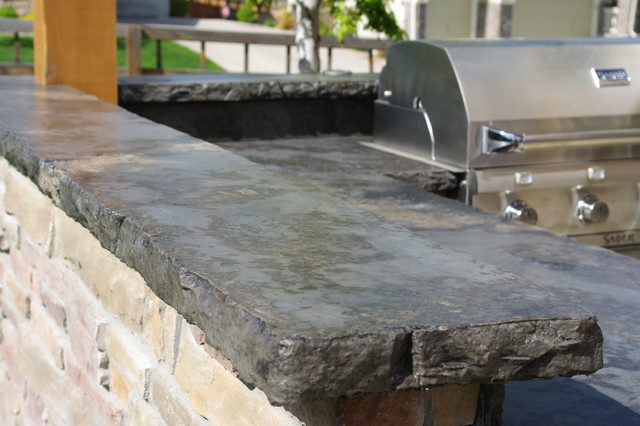 DIY Outdoor Concrete Countertops
 Rustic Outdoor Concrete Countertop Kitchen