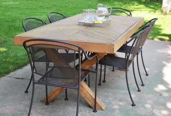 DIY Outdoor Dining Table
 18 DIY Outdoor Dining Room Tables