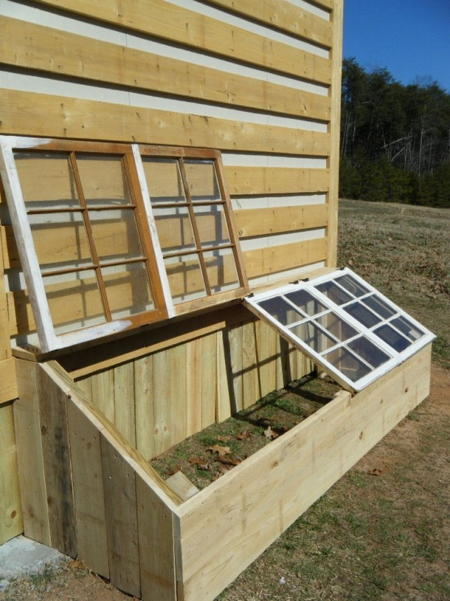 DIY Outdoor Greenhouse
 Extend Your Garden’s Growing Season DIY Mini greenhouse