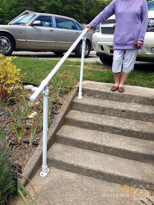 DIY Outdoor Handrail
 Simple & Sturdy Exterior Stair Railing KeeKlamp handrail