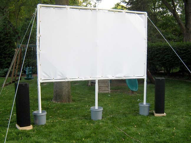 DIY Outdoor Movie Screen
 Summer DIY Build A Backyard Theater