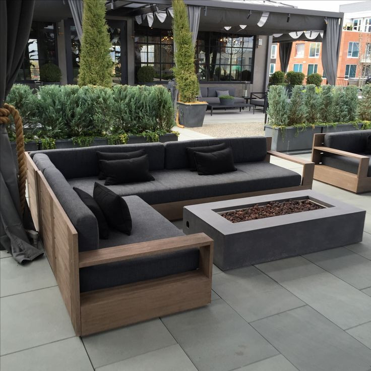 DIY Outdoor Sectional Sofa
 outdoor couch Outdoor Couch on Pinterest