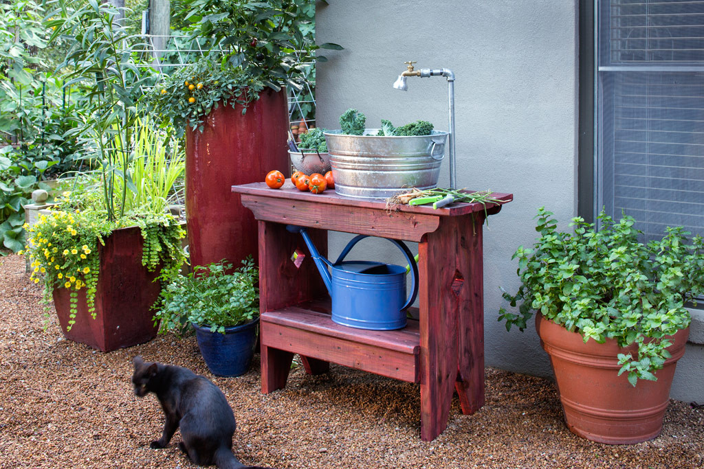 DIY Outdoor Sink
 How to Build an Outdoor Sink Bonnie Plants