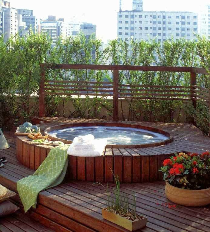 DIY Outdoor Soaking Tub
 Japanese Style Wooden Soaking Tubs Make Great Pool Hot Tub