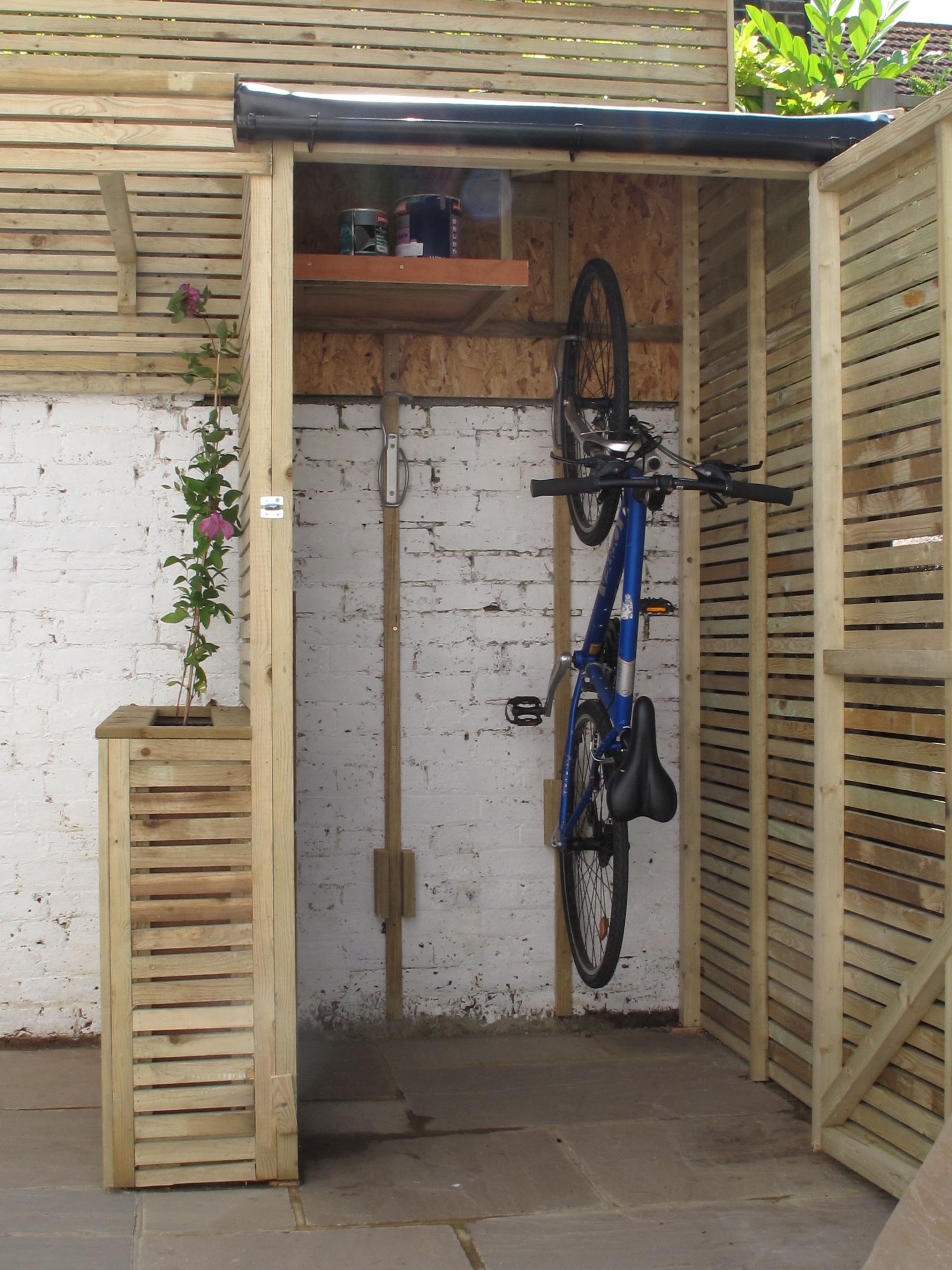 DIY Outdoor Storage Ideas
 Creative Driveway Bike Storage Ideas