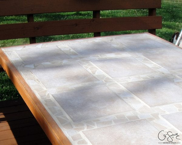DIY Outdoor Table Tops
 Remodelaholic