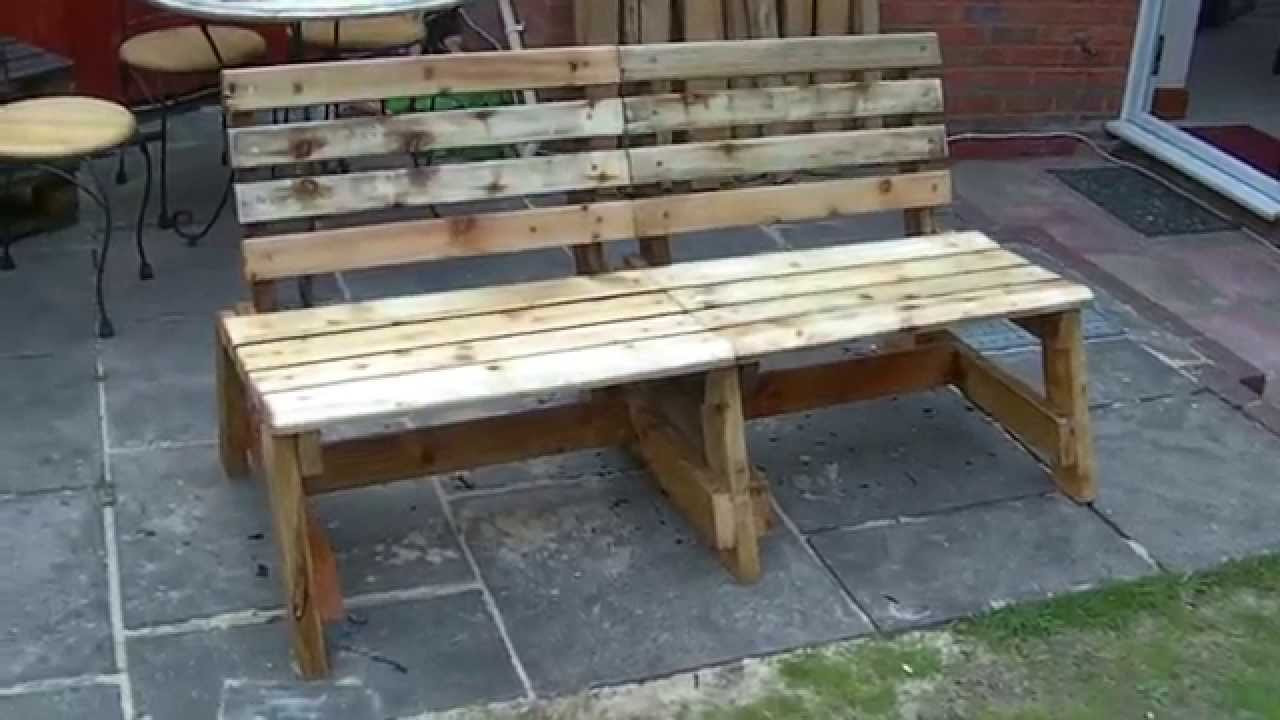 DIY Outdoor Wood Bench
 Garden bench out of reclaimed wood DIY