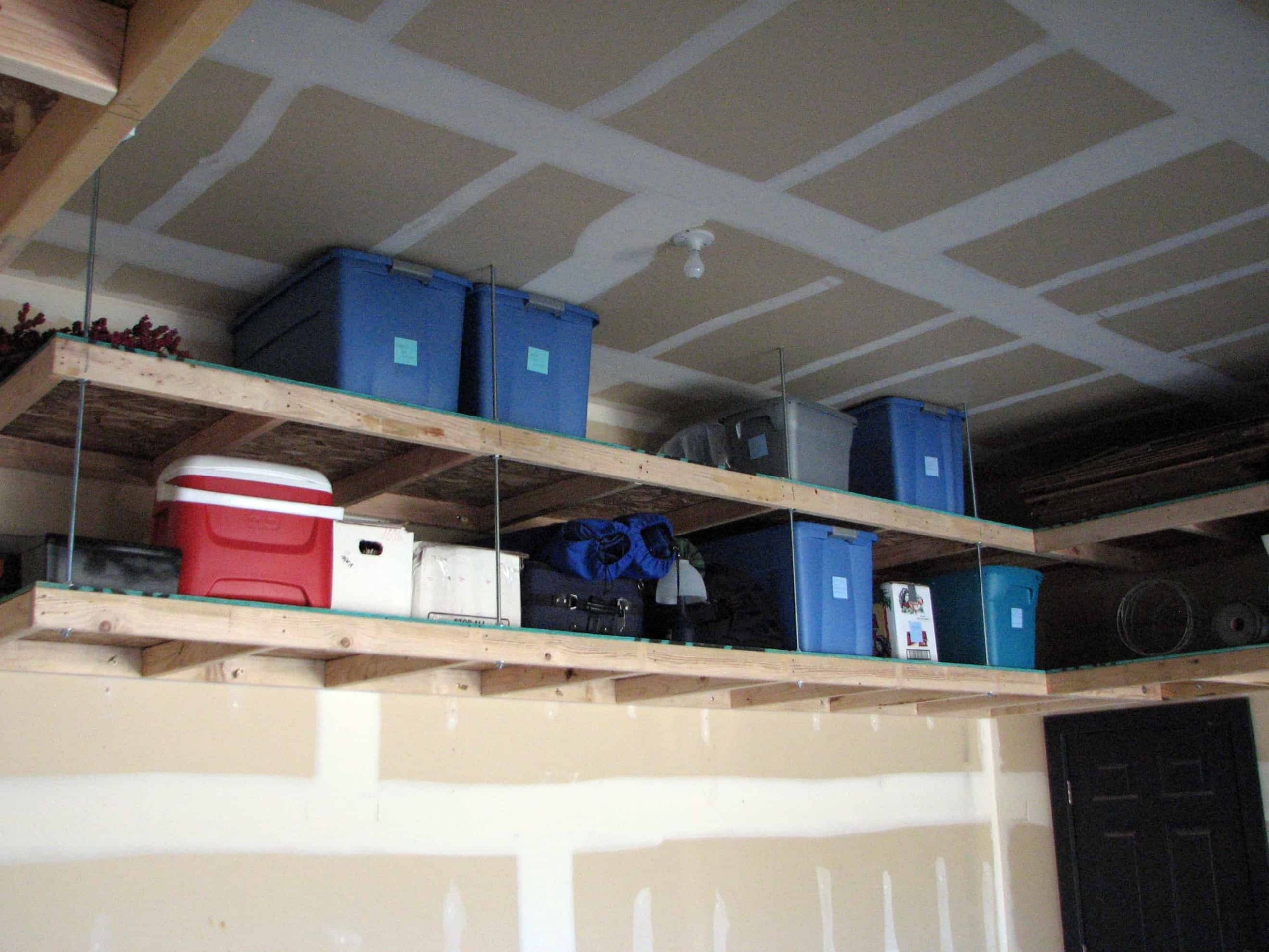 DIY Overhead Garage Storage Plans
 Genius Garage Organization Hacks