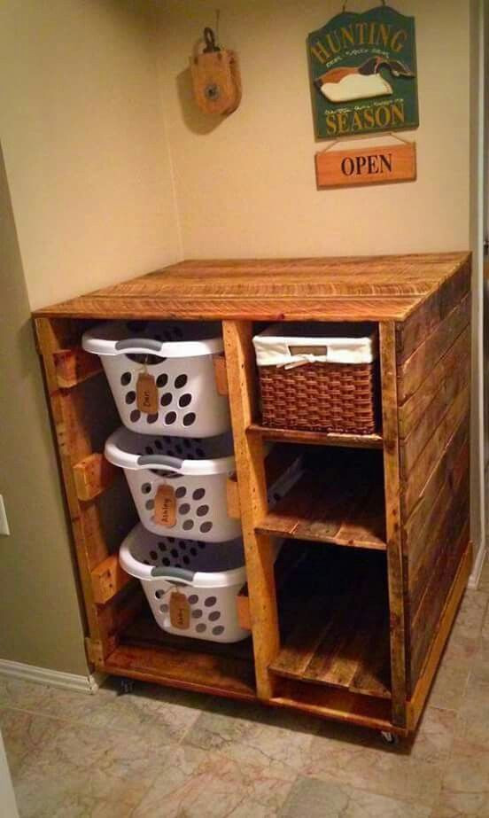 DIY Palette Organizer
 Laundry organizer this one is made out of pallets but