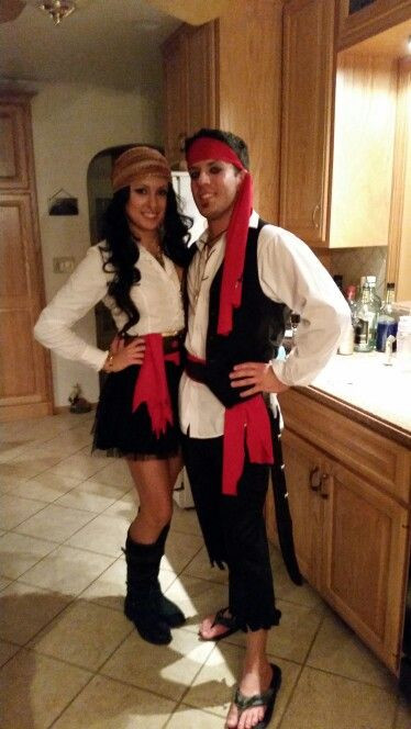 DIY Pirate Costume For Adults
 Easy diy pirate costumes less than $10 dollars for each