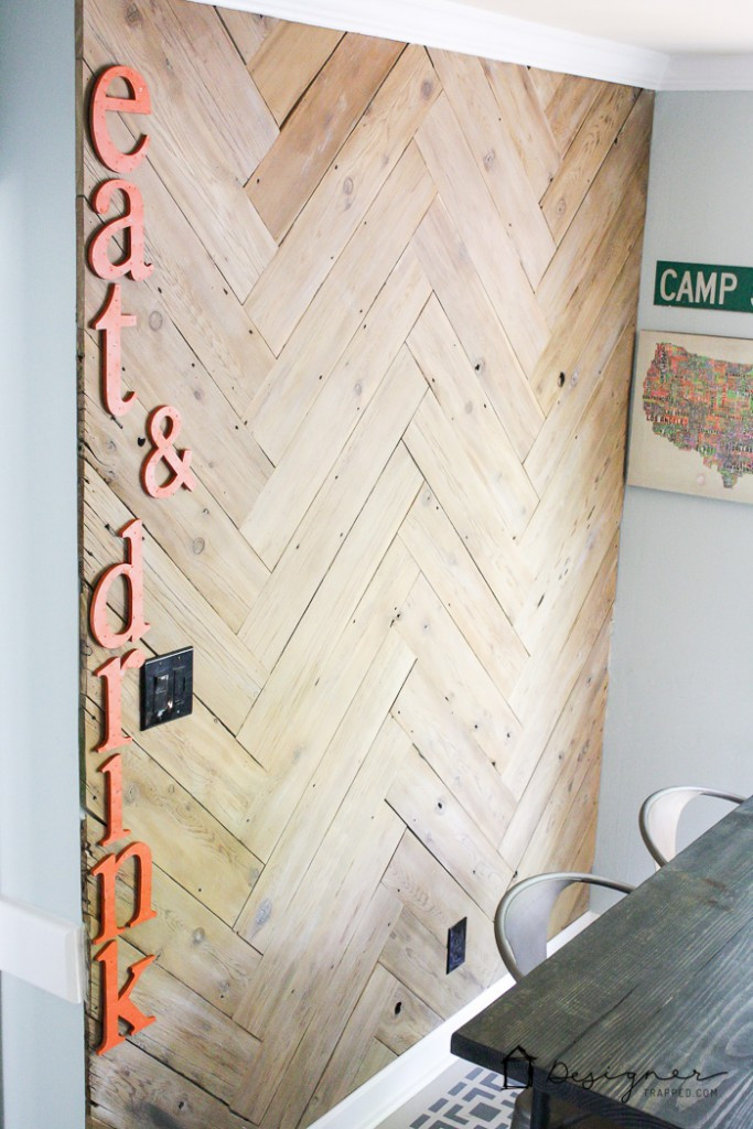 DIY Plank Walls
 DIY Plank Wall in Herringbone Made From Old Fence