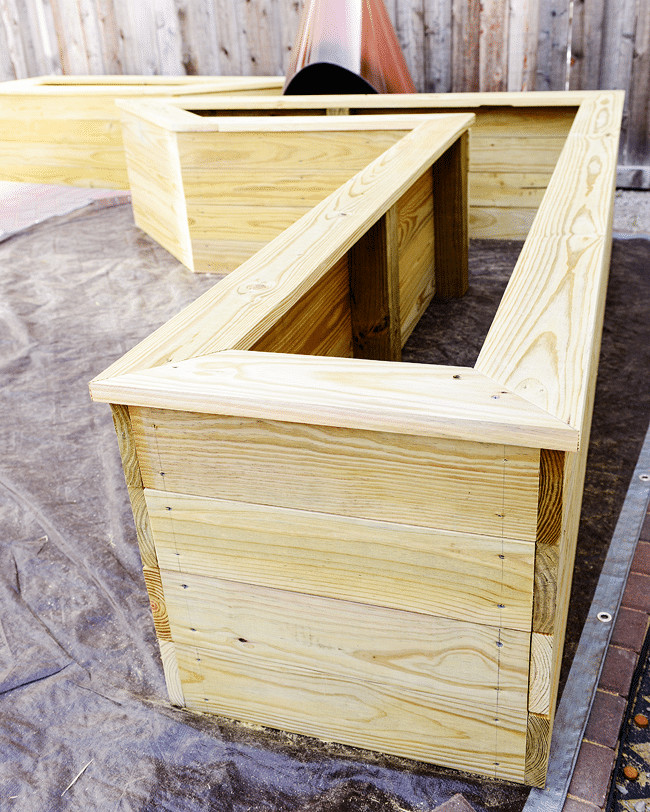 DIY Planting Boxes
 37 Feet of DIY Planter Boxes Yellow Brick Home