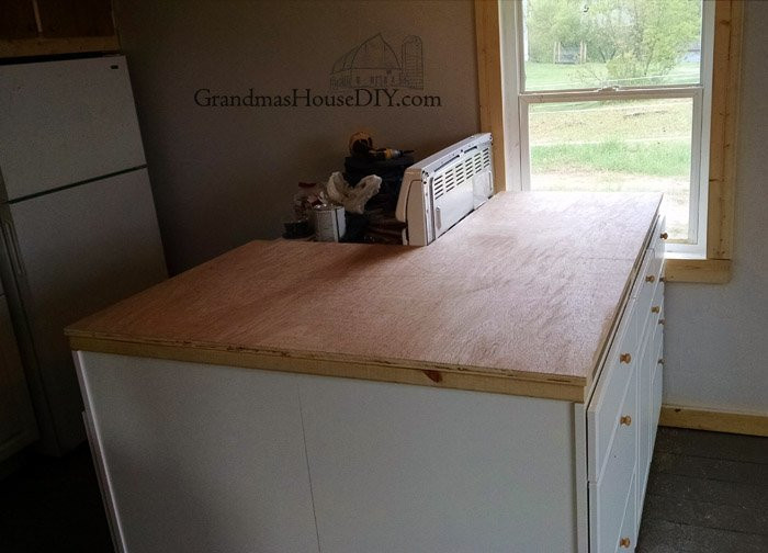 DIY Plywood Countertops
 Wood working DIY mahogany kitchen counter tops out of plywood