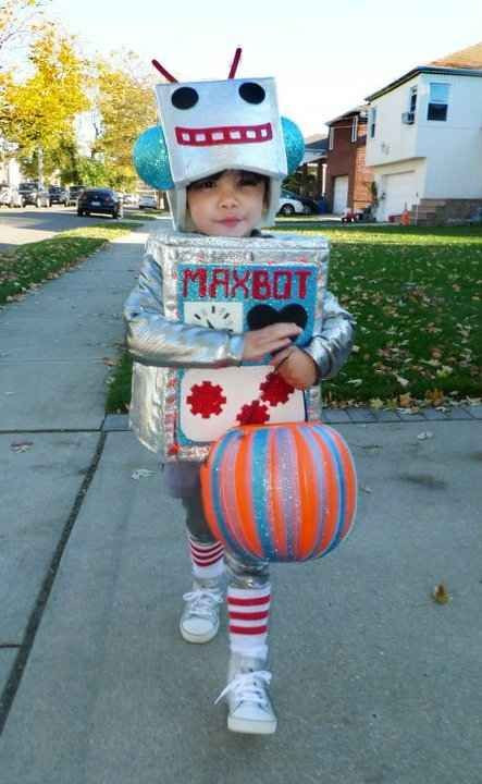 DIY Robot Costume Toddler
 A Robot in 2019