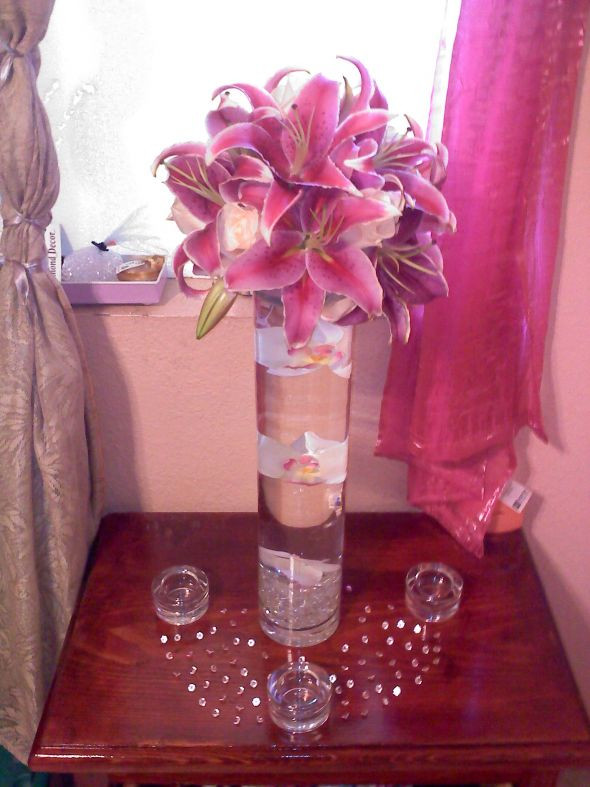 DIY Tall Wedding Centerpiece
 My DIY tall stargazer lily centerpiece