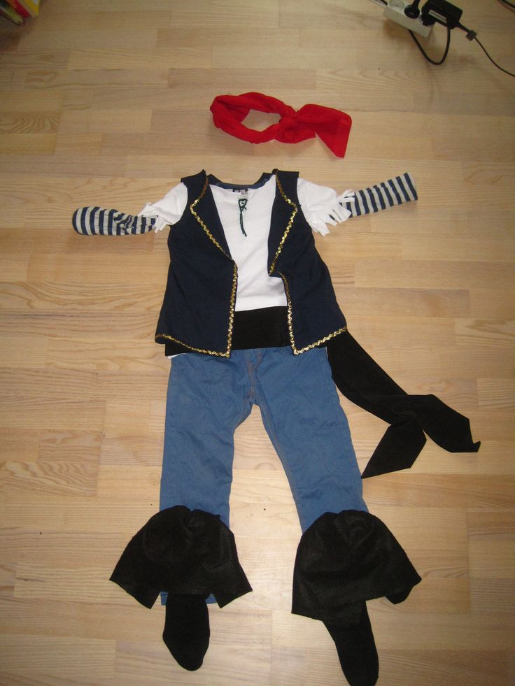 DIY Toddler Pirate Costume
 DIY No sew Jake and the neverland pirates costume for kids