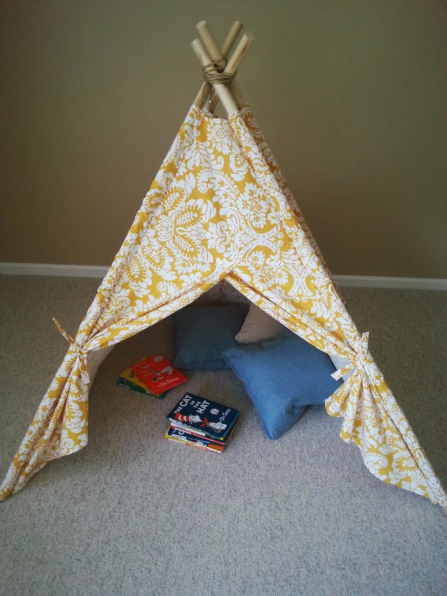 DIY Toddler Tent
 DIY Kids Teepee Tent Tutorial