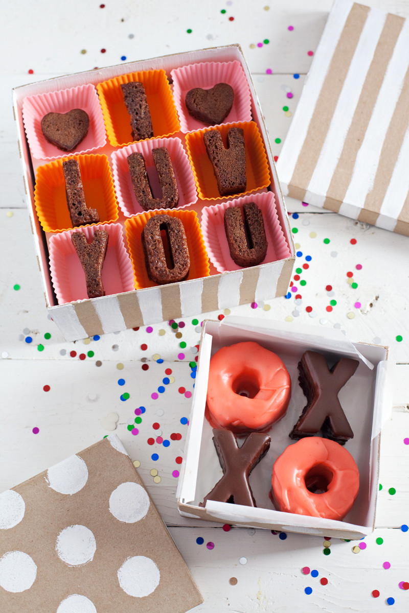 DIY Treat Box
 Homemade Valentine’s Day Treat Boxes – A Beautiful Mess