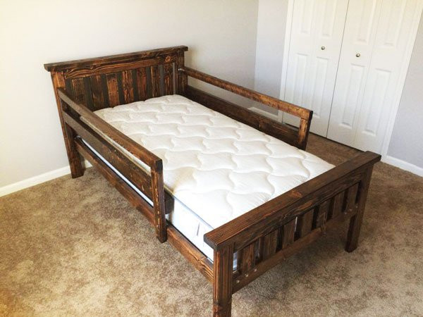 DIY Twin Bed Plans
 DIY Twin Bed