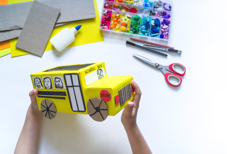 DIY Valentine Box
 25 Amazing Valentine Boxes for School kids activity
